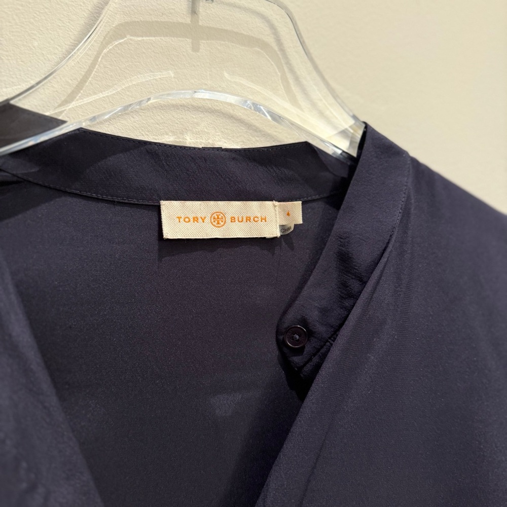 Tory Burch Womens Navy Long Sleeve Shirt Option to Add A Scarf Size 4 - Picture 8 of 9